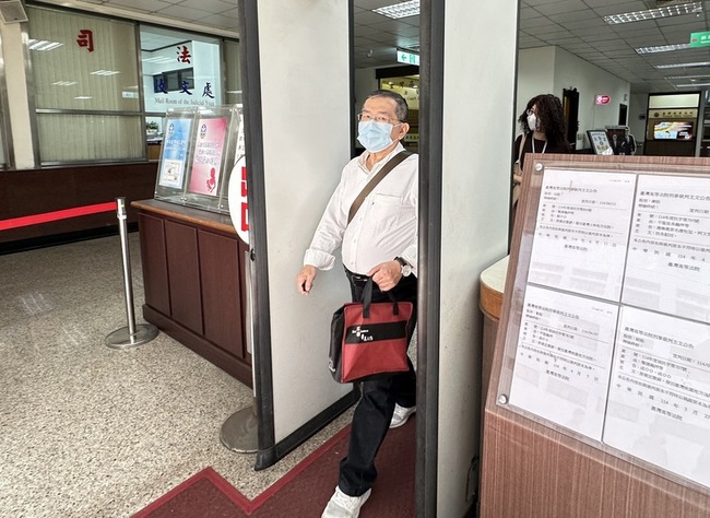 前調查官郭詩晃涉收賄 高院裁定延長境管8個月 | 華視新聞