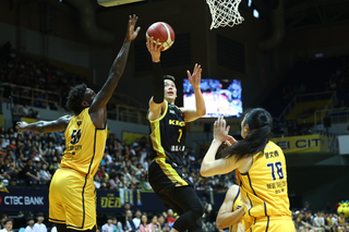 TPBL林書豪飆22分帶頭衝 國王痛宰特攻中止2連敗