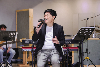 律師歌手蘇明淵備戰藍寶石  父喪陰霾情緒崩潰