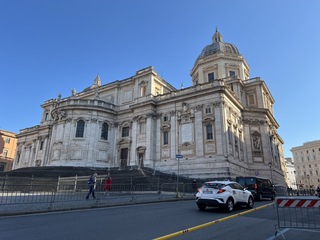 教宗遺願安葬羅馬聖母大殿 墳墓簡樸僅刻拉丁文名