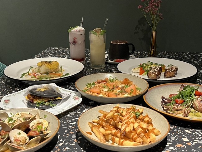 搶攻母親節聚餐商機  高雄飯店、百貨推優惠 | 華視新聞