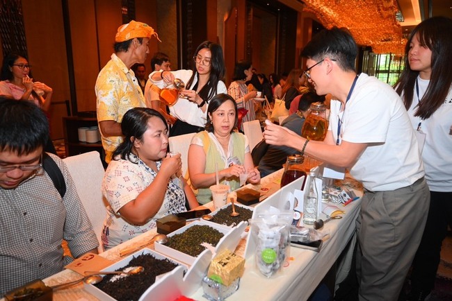 觀光署前進印尼3大城市攬客 鹽酥雞現場飄香 | 華視新聞