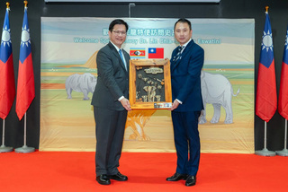 林佳龍與非洲台僑餐敘 讚以行動傳達台灣溫暖善良