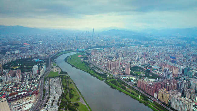 蕭菊貞5年訪談80人 打造台灣首部半導體發展紀錄片 | 華視新聞