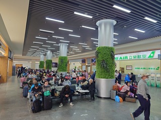 272團客因濃霧滯留馬祖  連江縣府加開夜航船班