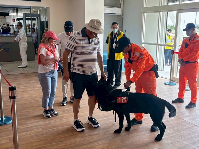 海巡偵蒐犬「鐵諾」守護國門  服役期滿將退役 | 華視新聞