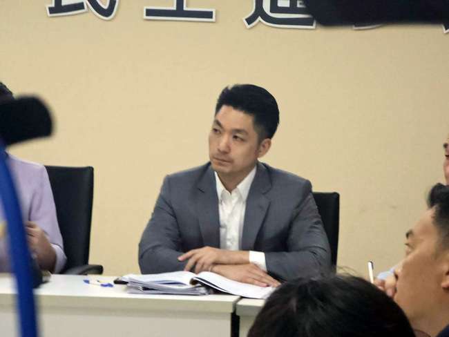 赴北檢集會被指帶頭違法  蔣萬安與綠議員大吵 | 華視新聞