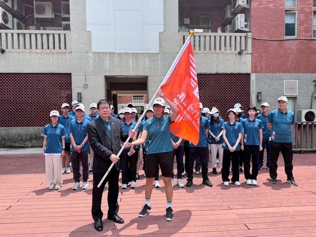 全大運金門大學代表隊征戰台南 授旗激勵拚佳績 | 華視新聞