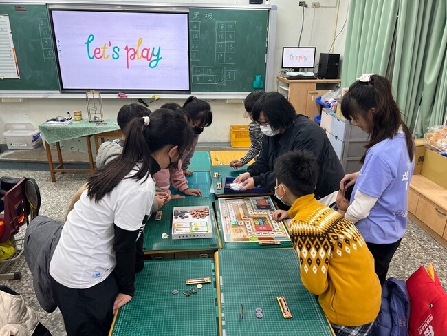 灃食基金會推桌遊  餐桌日常認識永續 | 華視新聞