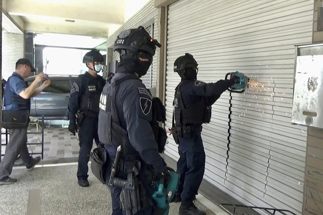 台南查獲弘仁會暴力詐欺集團 逮12人送辦 | 華視新聞