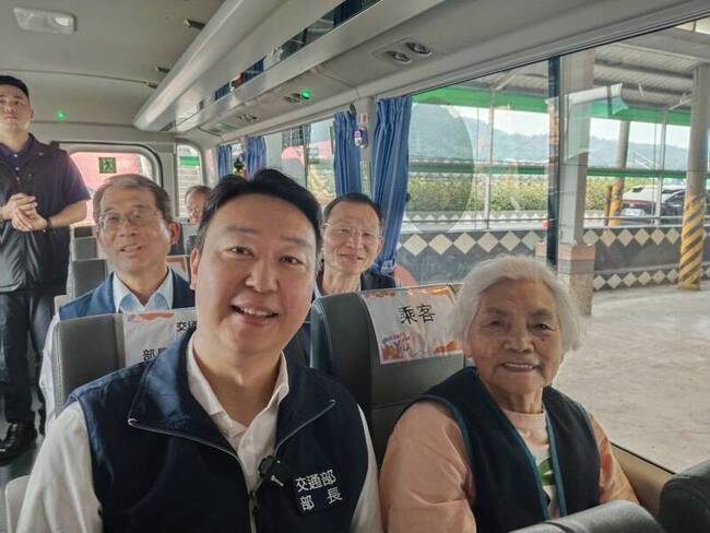 幸福巴士10年照顧偏鄉運輸 2028年涵蓋率達100% | 華視新聞