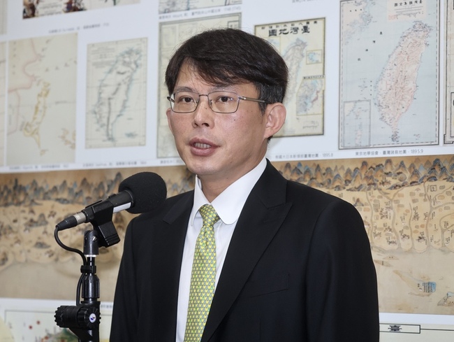 賴總統稱讚罷免影片 黃國昌：打擦邊球有失高度 | 華視新聞