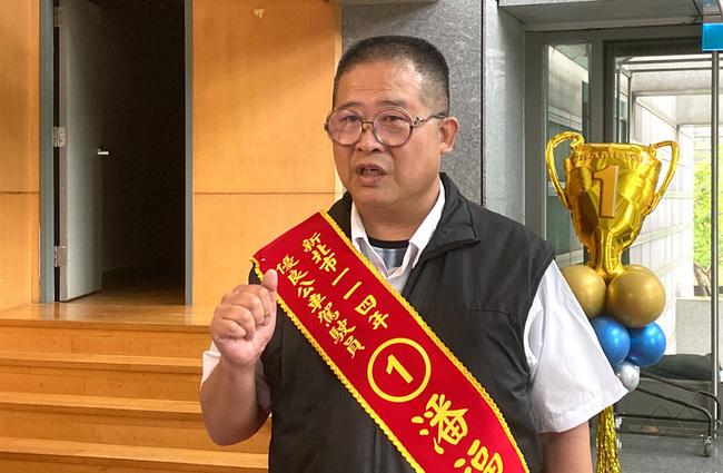 新北迎五一勞動節辦表揚  潘福坤優良駕駛出線 | 華視新聞