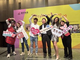 藝術陪伴助偏鄉  竹縣桃山國小生微笑畫希望起點