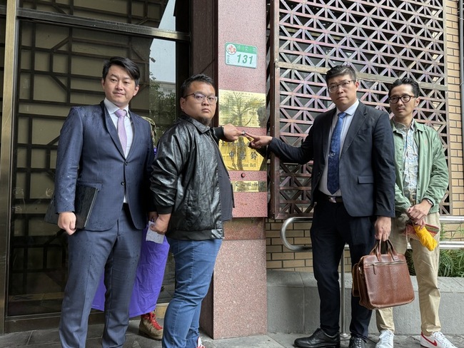 前立委陳柏惟被罷免 赴北檢告發罷團涉偽造文書 | 華視新聞