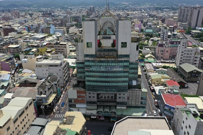 彰化黃金帝國2026年拆完 擬建地上22層住商大樓 | 華視新聞