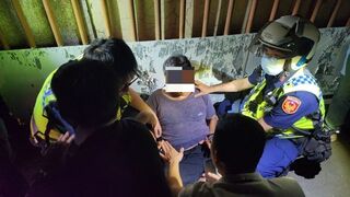 屏東女車內遭失風竊賊挾持幸掙脫 警逮人送辦