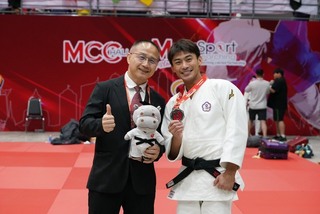 楊勇緯柔道亞錦賽摘銀  教練滿意整體表現
