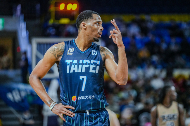 PLG金恩飆準大三元 勇士氣走獵鷹季後賽聽牌 | 華視新聞