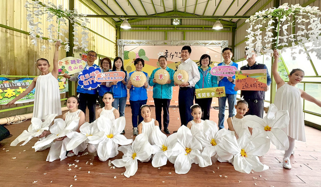 竹縣桐花祭啟動 新埔鎮主場地設各式「寮」體驗 | 華視新聞
