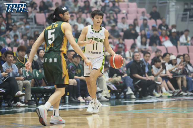 TPBL本土雙衛聯手發威  夢想家送雲豹3連敗 | 華視新聞