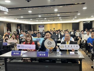 港澳人士擬在台定居 平均月薪門檻有難度