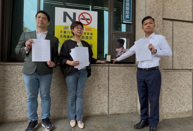 竹市綠營告發鄭正鈐動員移工  新住民控歧視 | 華視新聞