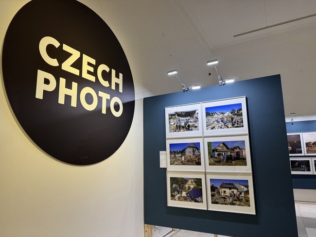 捷克新聞攝影展回顧年度大事 聚焦校園槍擊與洪災 | 華視新聞