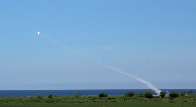 菲美肩並肩飛彈演習 提升海岸互補防衛能力 | 華視新聞