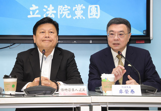 卓榮泰說明特別條例  藍黨團建議發現金刺激經濟