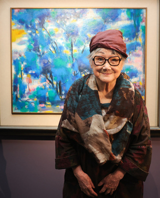 是老師也是藝術家  鍾桂英特展回顧創作數十載