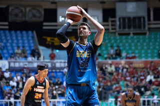 PLG威希禁區發威  勇士咬傷獵鷹晉級總冠軍賽