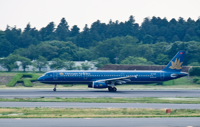 越南航空高雄飛胡志明 因文件問題返航重新出發 | 華視新聞