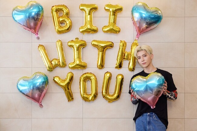 畢書盡開唱後吃泡麵犒賞自己  新作獻醫護 | 華視新聞