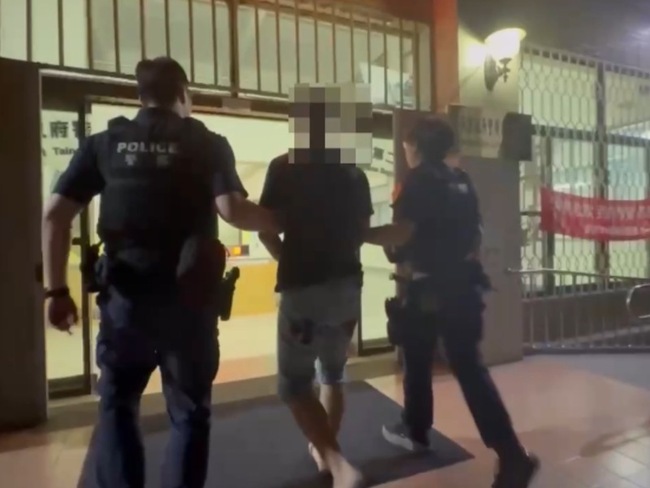 駕車拒檢遭台南警連開2槍 通緝男竄逃後投案送辦 | 華視新聞