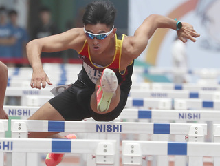 被吳育廷破跨欄U20全國紀錄 謝元愷期待大學對決