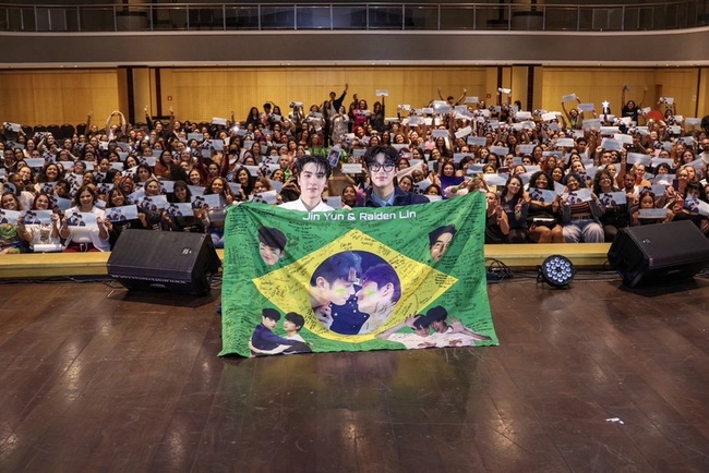 BL劇「看見愛」走出海外  巴西粉絲淚灑現場 | 華視新聞