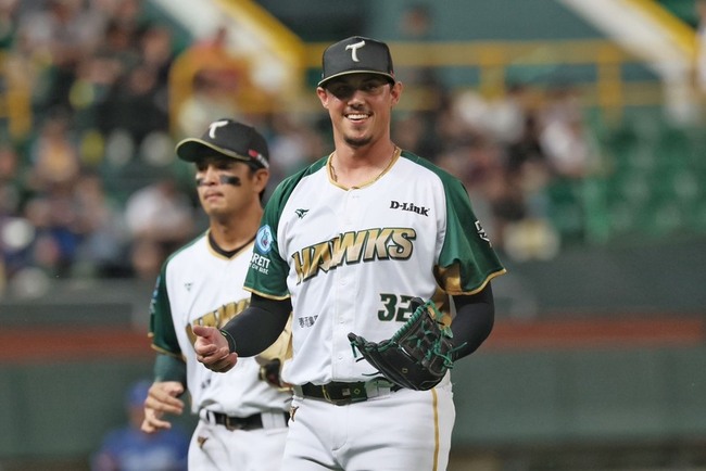 石萬金7局優質先發助雄鷹搶勝 悍將吞4連敗 | 華視新聞