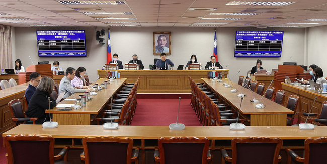 綠委不滿周萬來未赴司委會報告 4月3度提案譴責 | 華視新聞