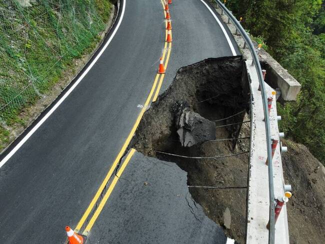 太平山聯外道路崩塌 下午起休園暫定5/6開放 | 華視新聞