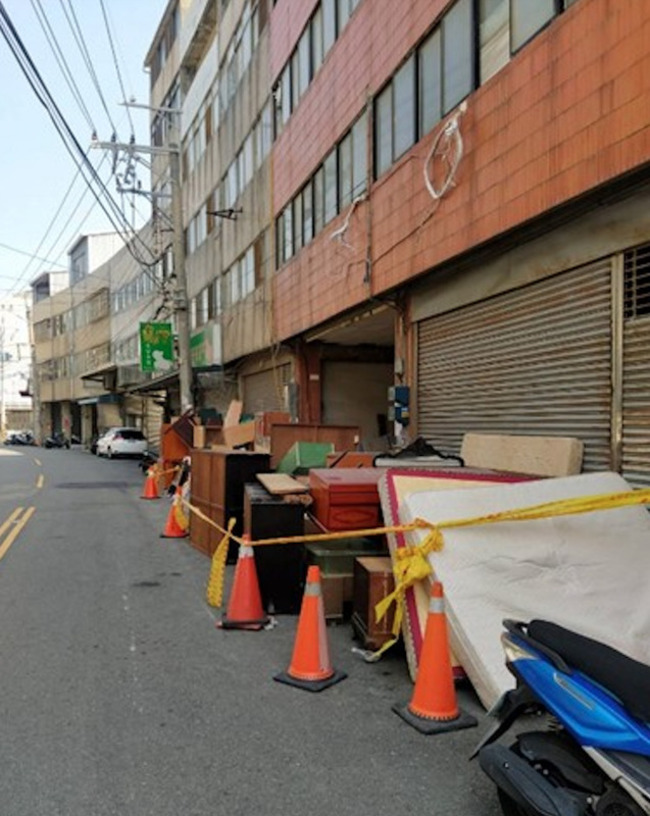 台中清水老舊建物坍塌  市府5/5進行封閉作業 | 華視新聞