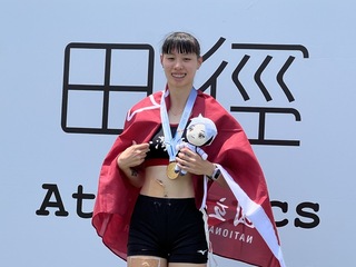 400公尺跨欄逢3摘金  鍾欣儒全大運延續傳統