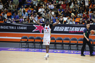 SBL布蘭登轟44分 衛冕軍裕隆冠軍賽首戰開紅盤