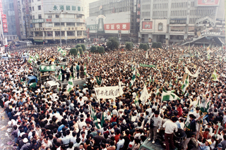 民主台灣100年新書 姚嘉文：看似危機卻推進民主