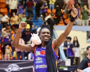 SBL布蘭登轟準大三元  裕隆拚3連霸差最後一步