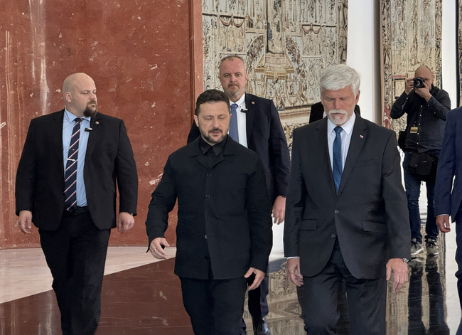 澤倫斯基訪捷  捷克總統：年底前可再供彈藥援烏 | 華視新聞