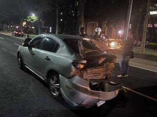 台中駕駛拒攔查倒車衝撞2車 警包夾壓制逮2人