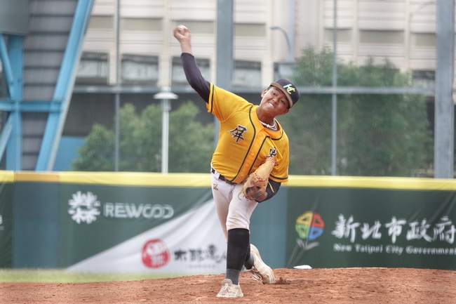 陽信盃青少棒陳仕瀚後援霸氣守成 屏東搶勝保生機 | 華視新聞