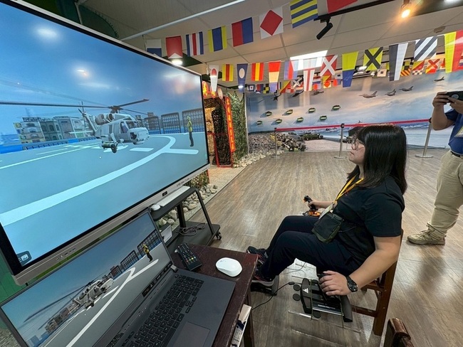 國中小推全民國防教育 教師工作坊實地走訪軍區 | 華視新聞