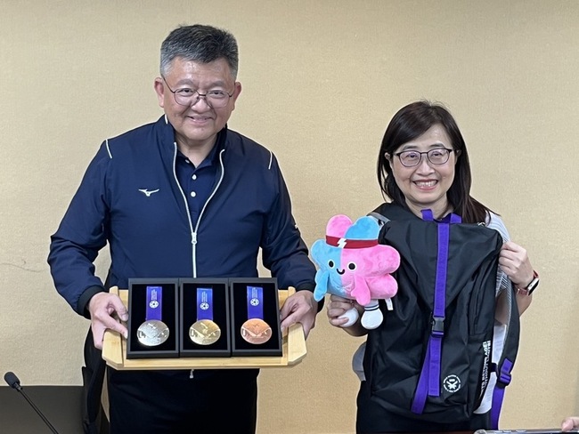 世壯運獎牌獲設計大獎 選手大禮包價值逾4千元 | 華視新聞